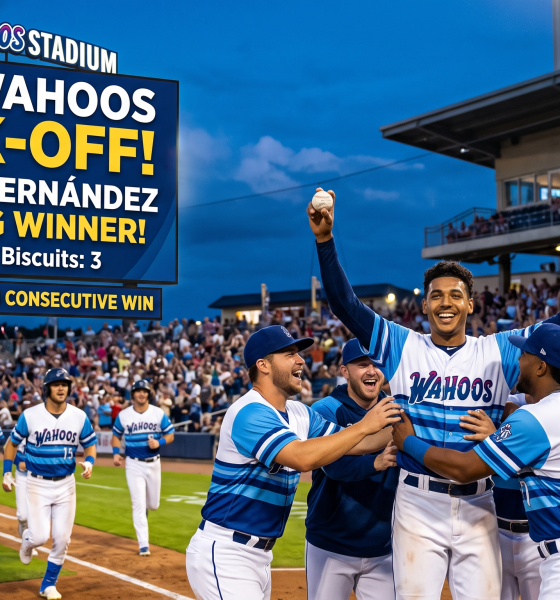 Blue Wahoos celebrate walk-off win at stadium