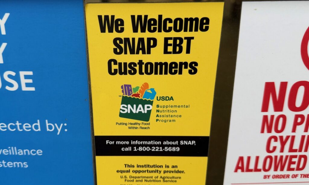 Store sign welcoming SNAP EBT customers
