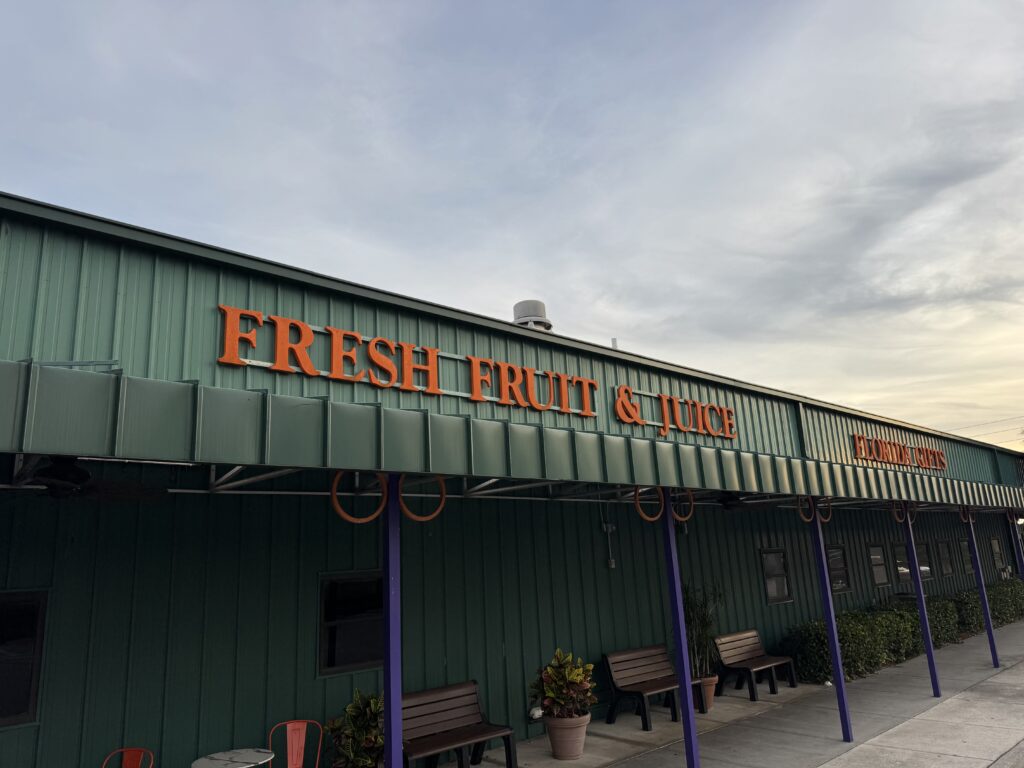 Fresh Fruit & Juice storefront exterior